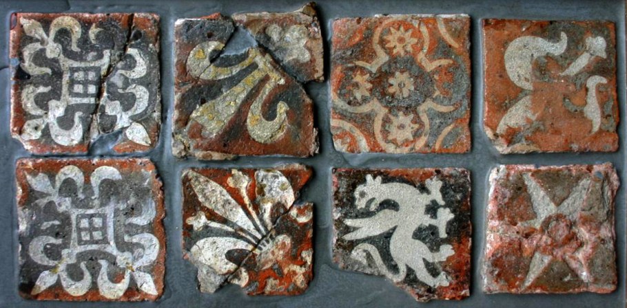 Древняя плитка