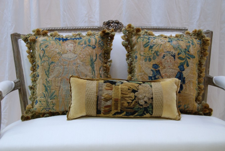 Декоративные подушки из гобелена