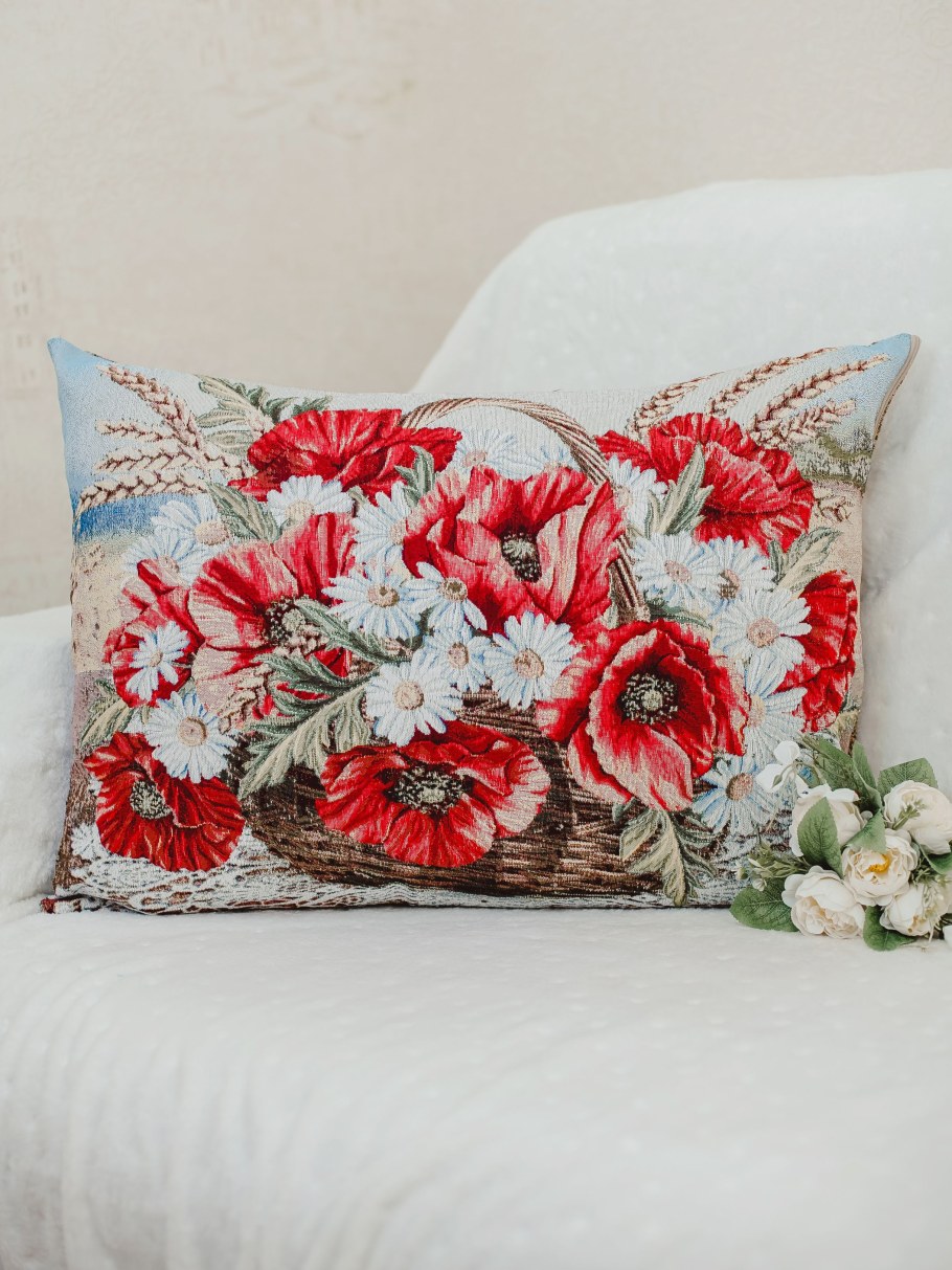 Подушки из гобелена