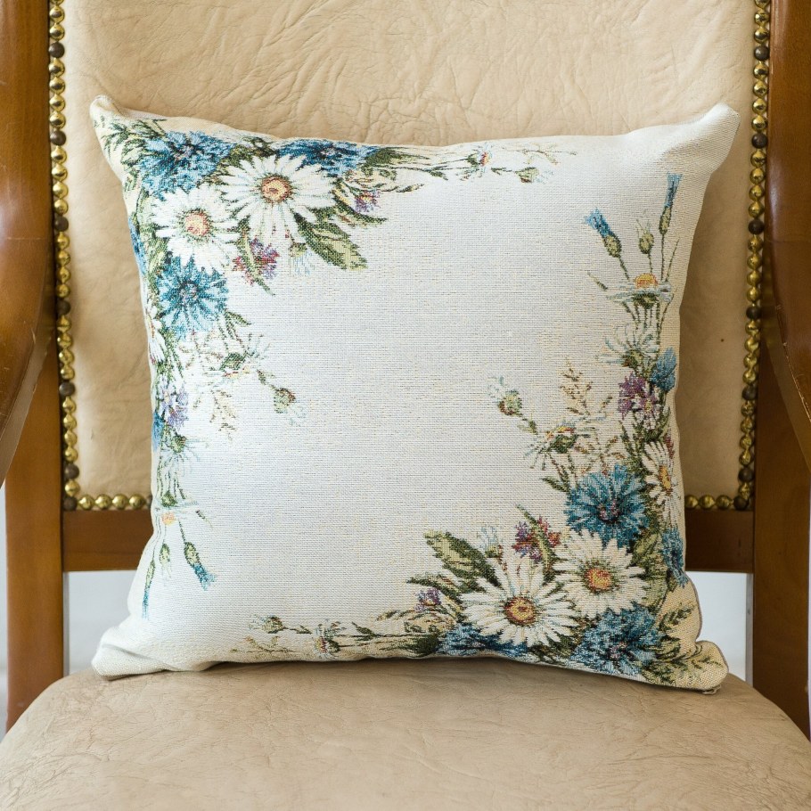 Ткань гобелен васильки и ромашки