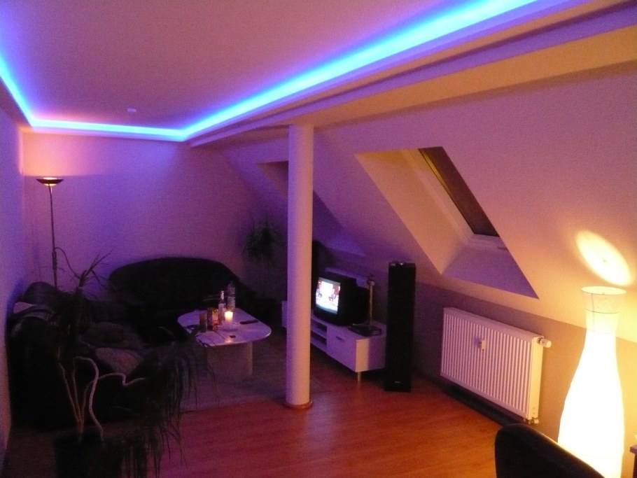 Светодиодное освещение в комнате