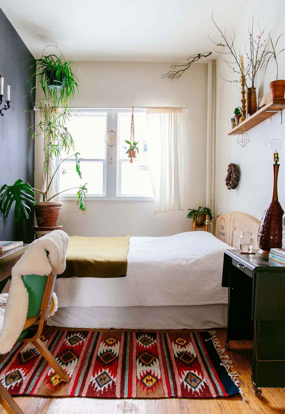 Обставить маленькую комнату