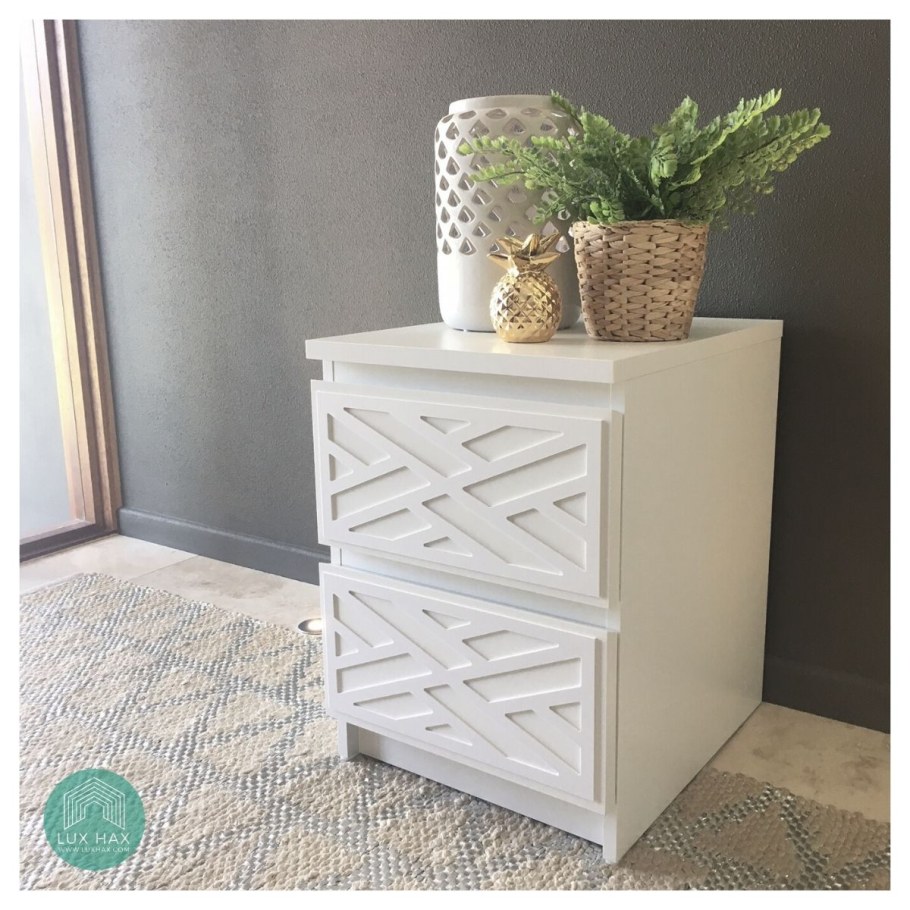 Икеа МАЛЬМ прикроватная