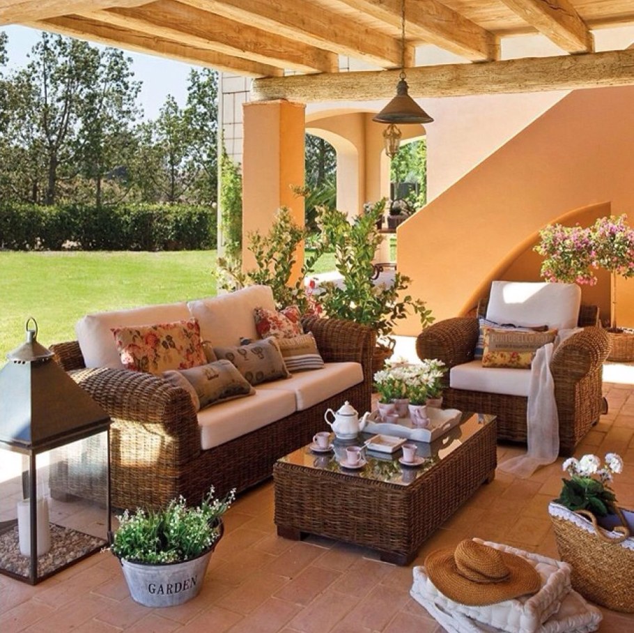 Фазенда "веранда в стиле Шале"