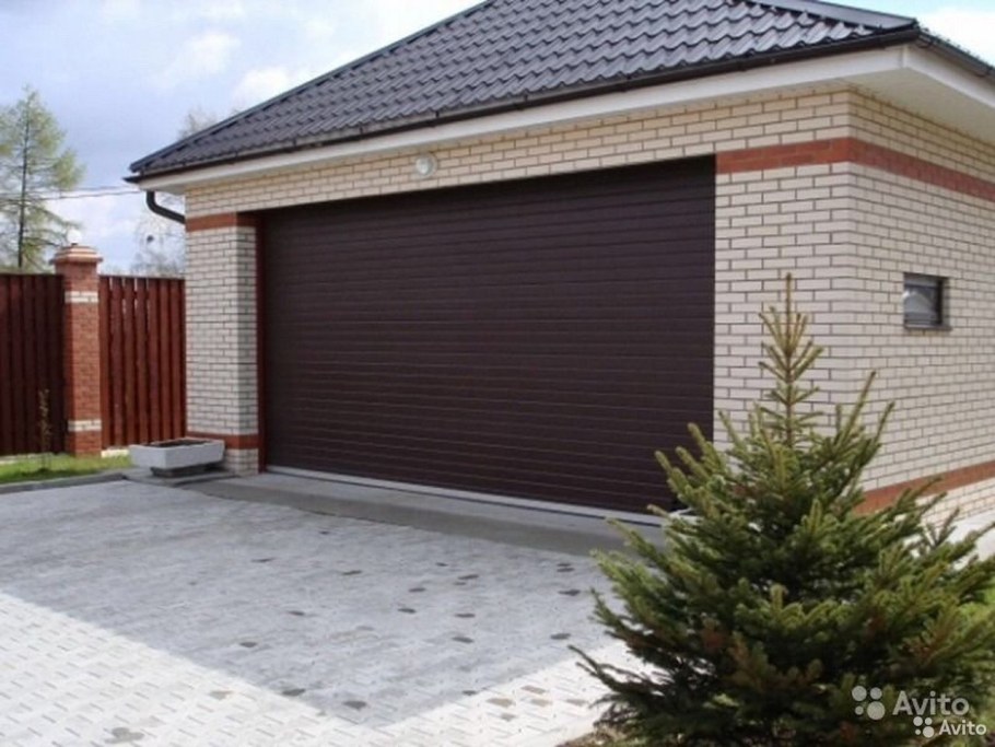 Гараж на участке