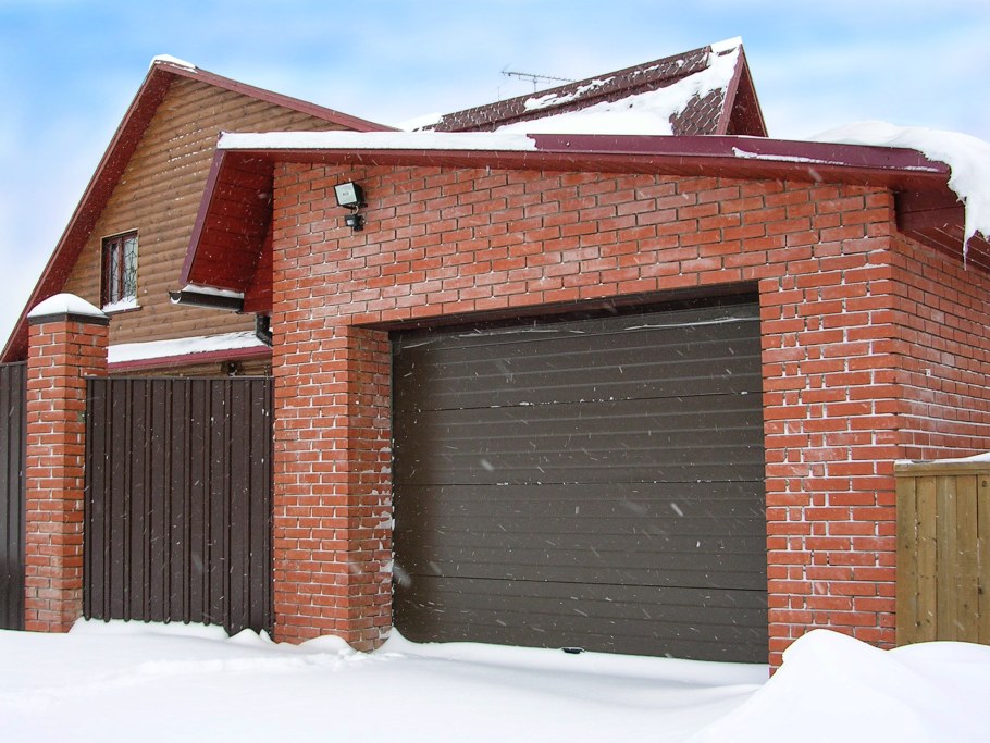 Гаражи пристроенные к дому