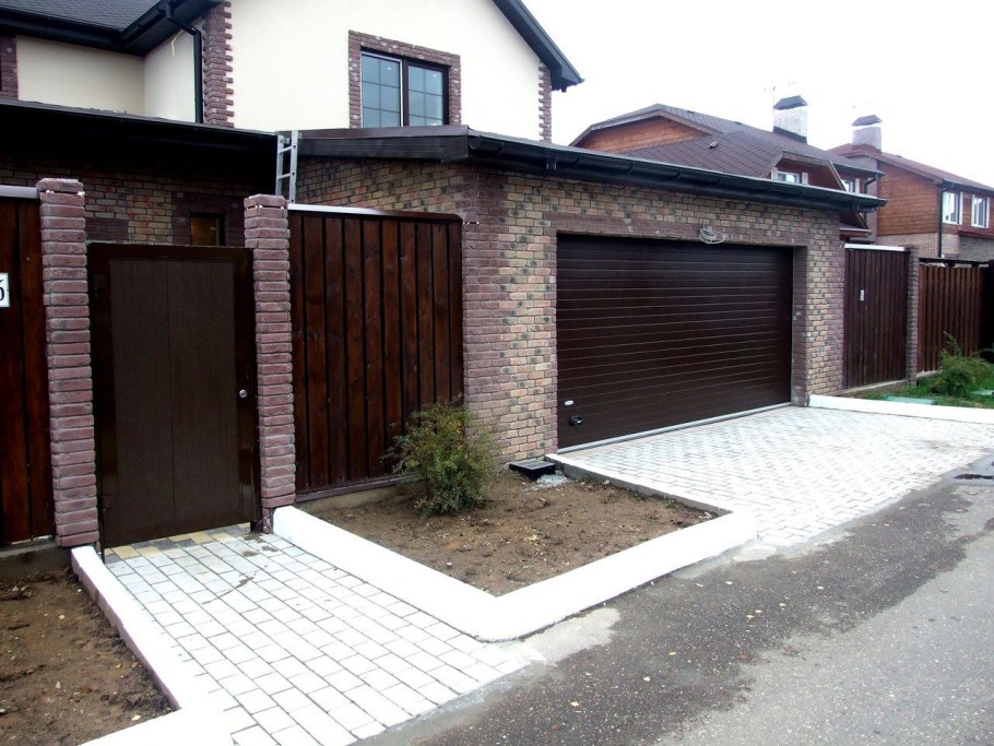 Забор с воротами и Гараем