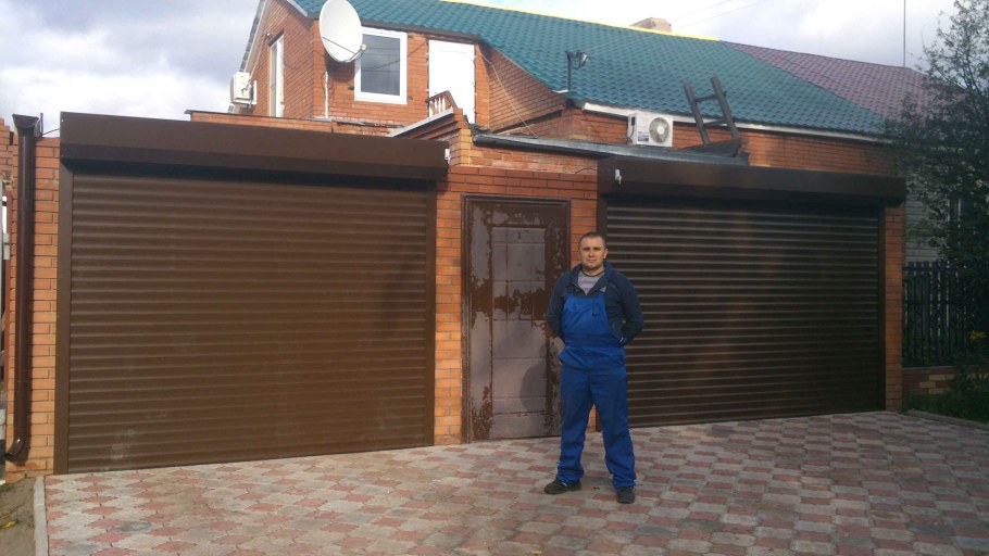Роллетные ворота для гаража
