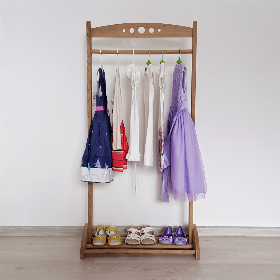 Детские напольные вешалки