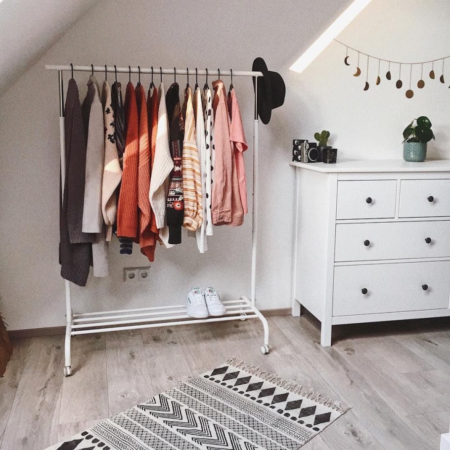 Напольная вешалка икеа ригга черный