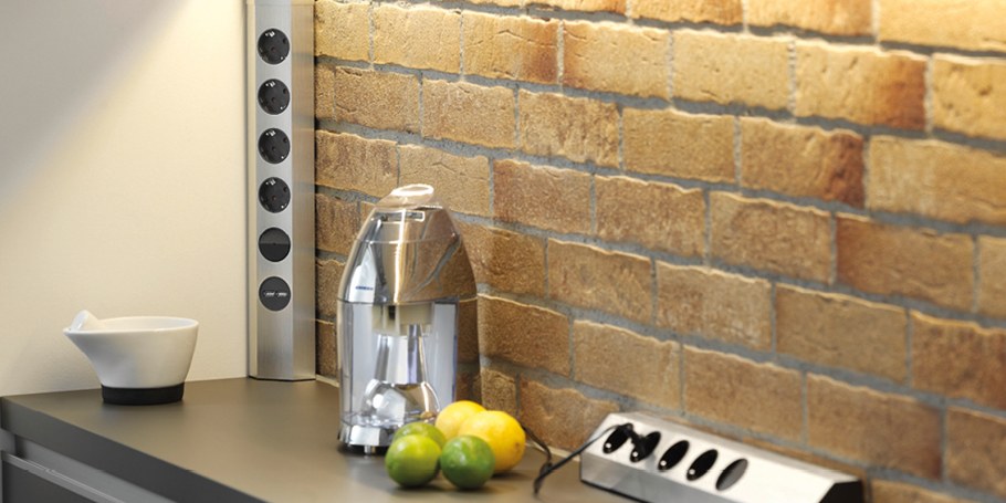 Накладные розетки для кухни на фартук