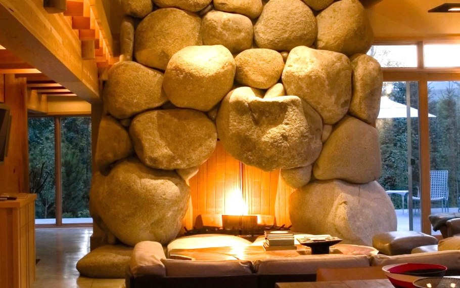 Постройки из природного камня