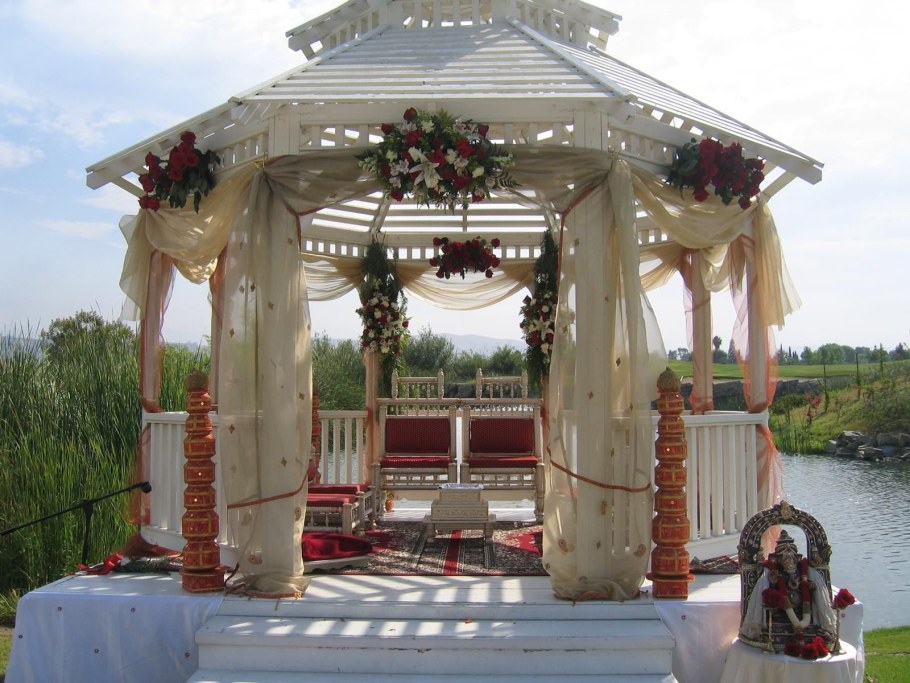 Украшение беседки