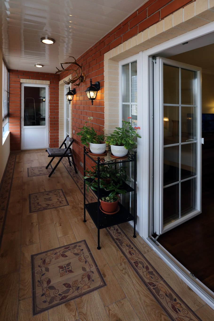 Коттедж с балконом