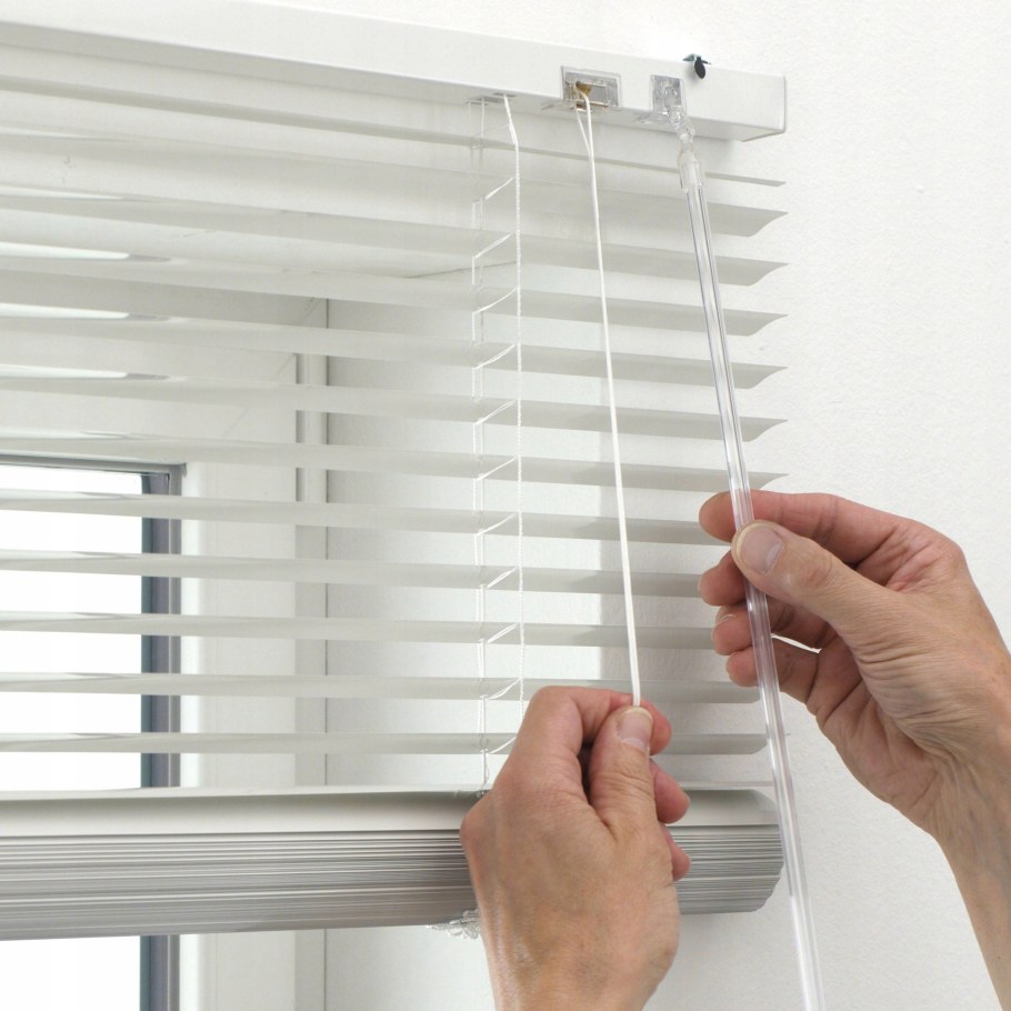 Жалюзи горизонтальные алюминиевые 140*110