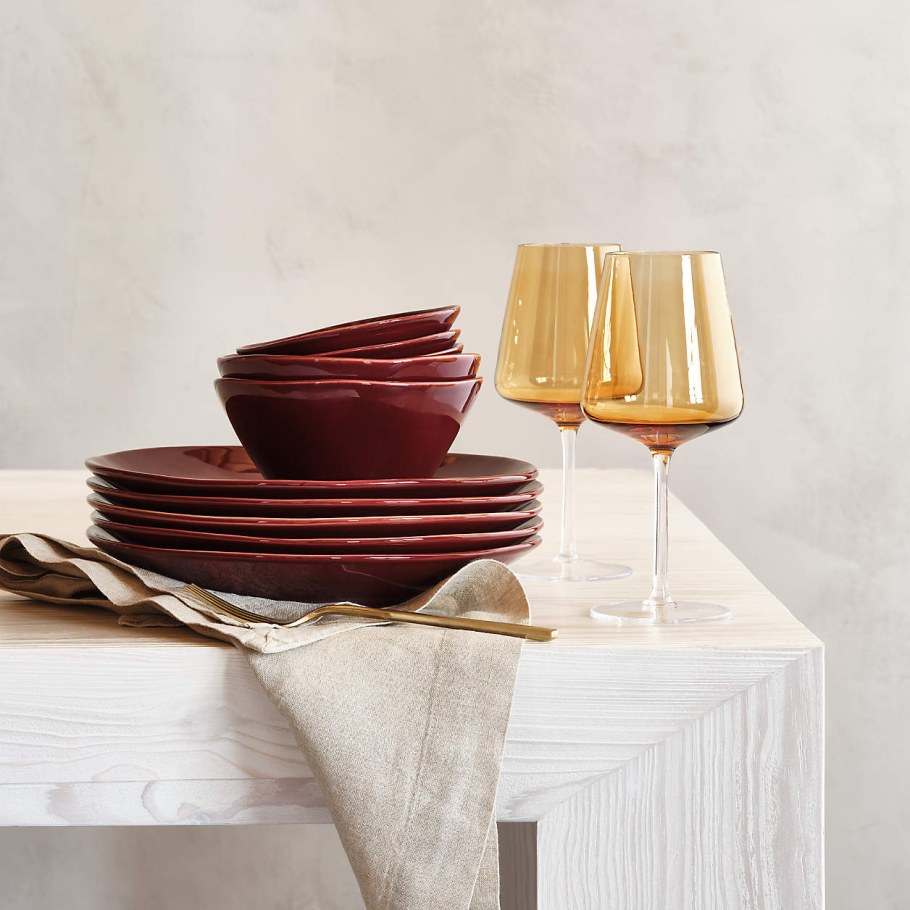 Стильные тарелки