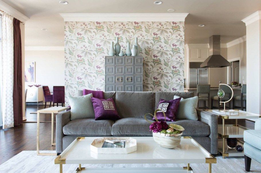 Декор стены в гостиной