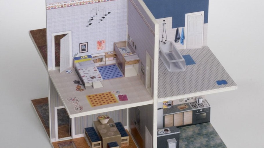 Макет квартиры из картона