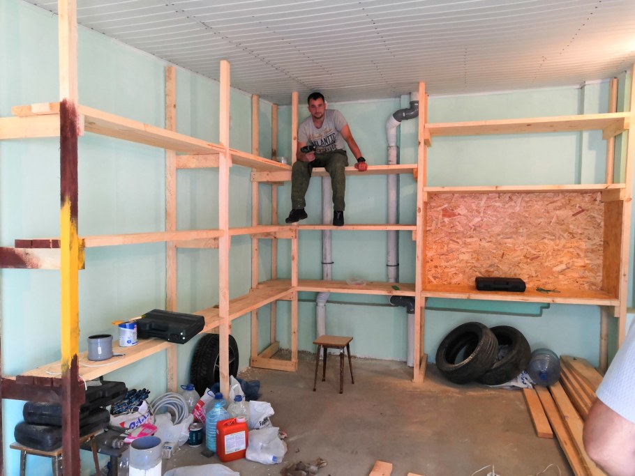 Стеллаж в гараж