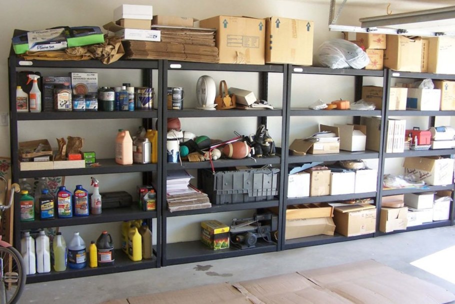 Полки и стеллажи в гараже