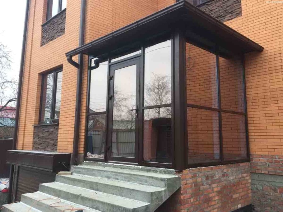 Остекление крыльца