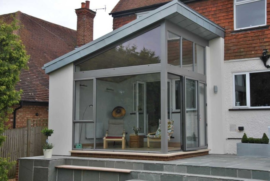 Остекленное крыльцо