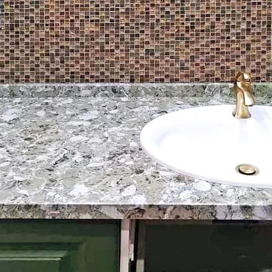 Гранитная столешница для ванной