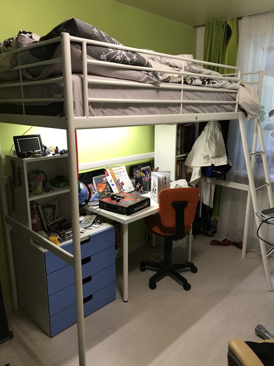 Кровать-чердак ikea СВЭРТА
