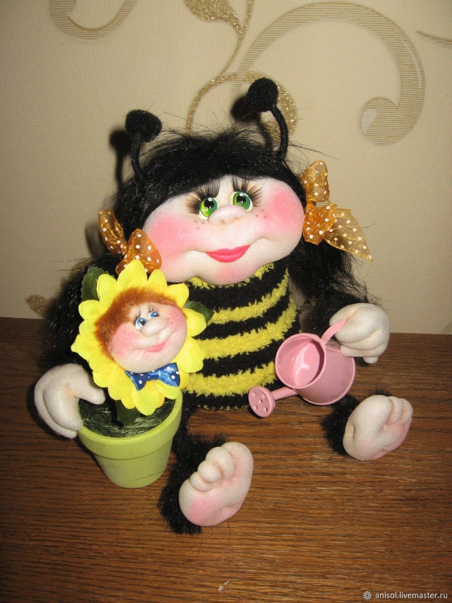 Кукла пчела своими руками