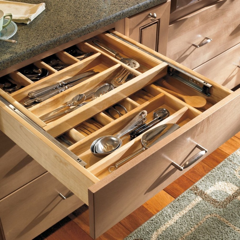 Столешница с ящиками