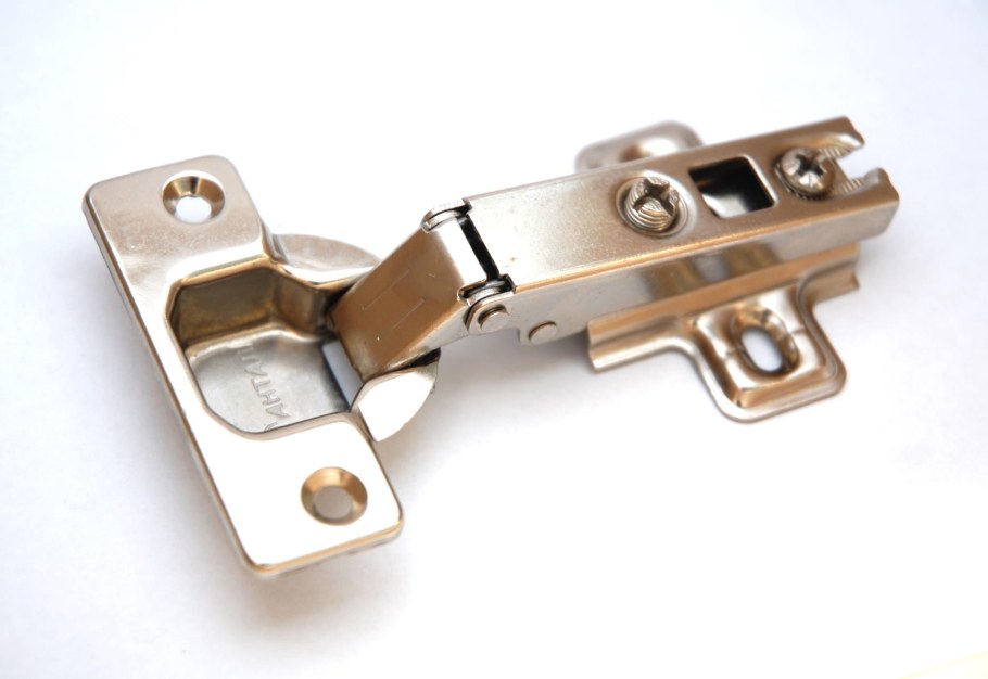 Мебельная петля h505a/2610