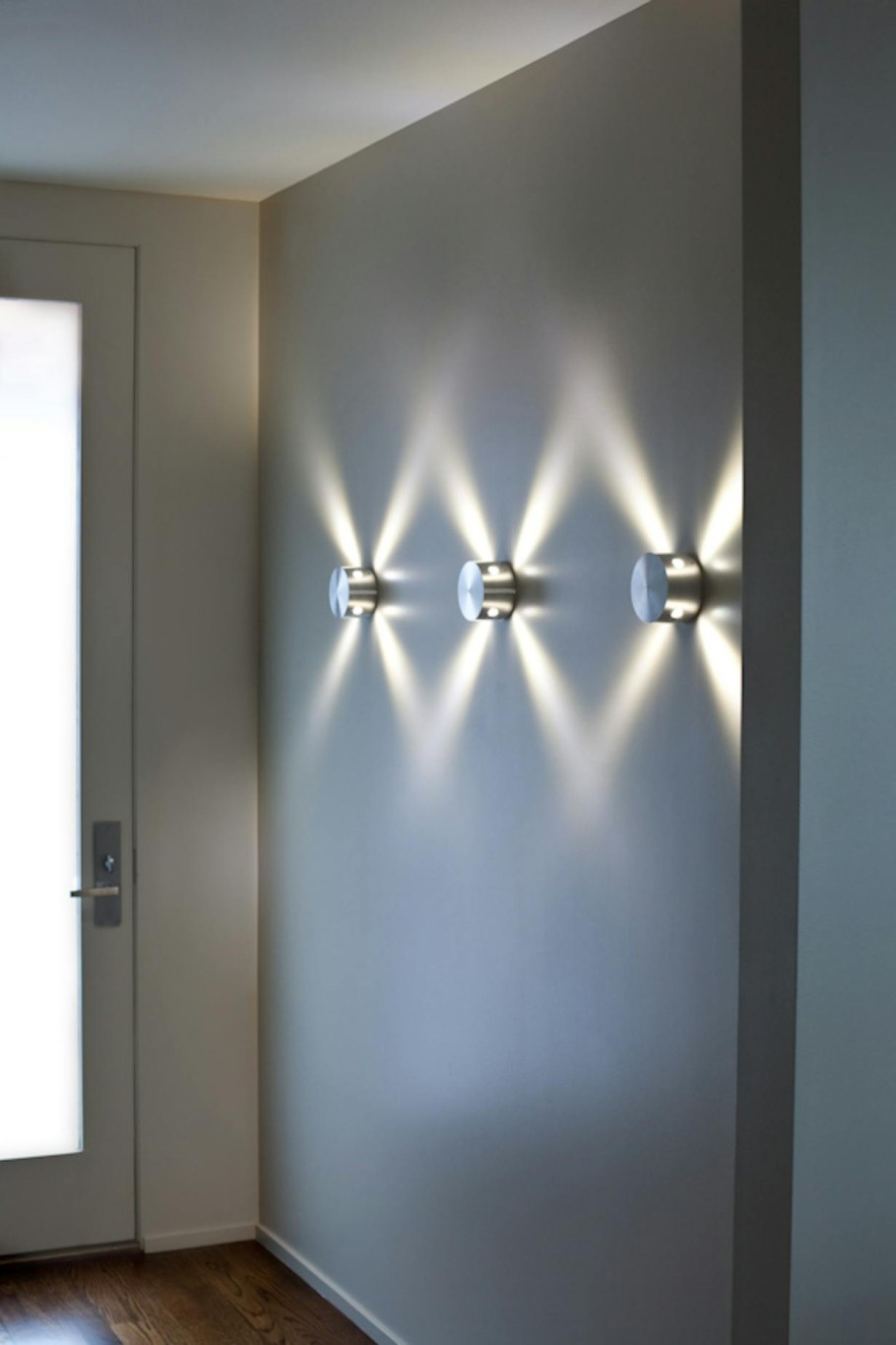 Светильник настенный