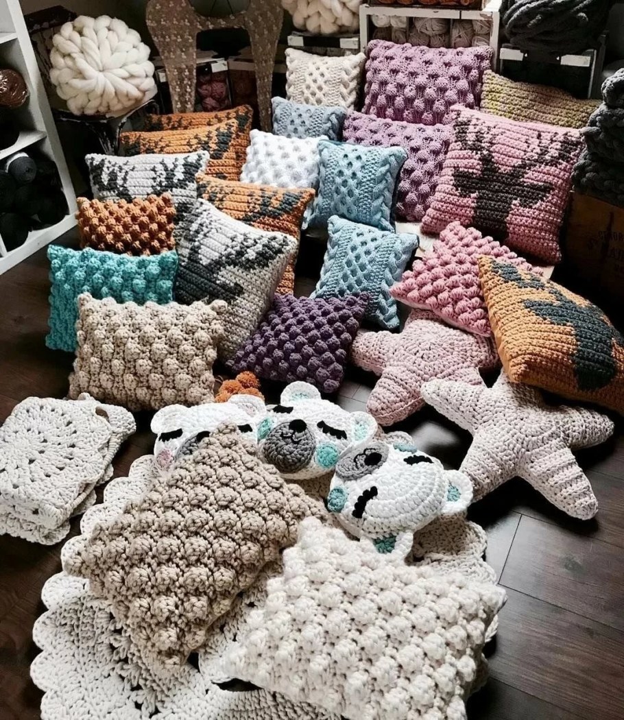 Вязаные вещи для декора