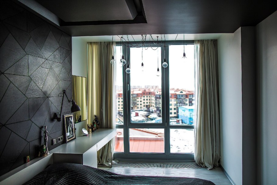 Черные пластиковые окна в интерьере