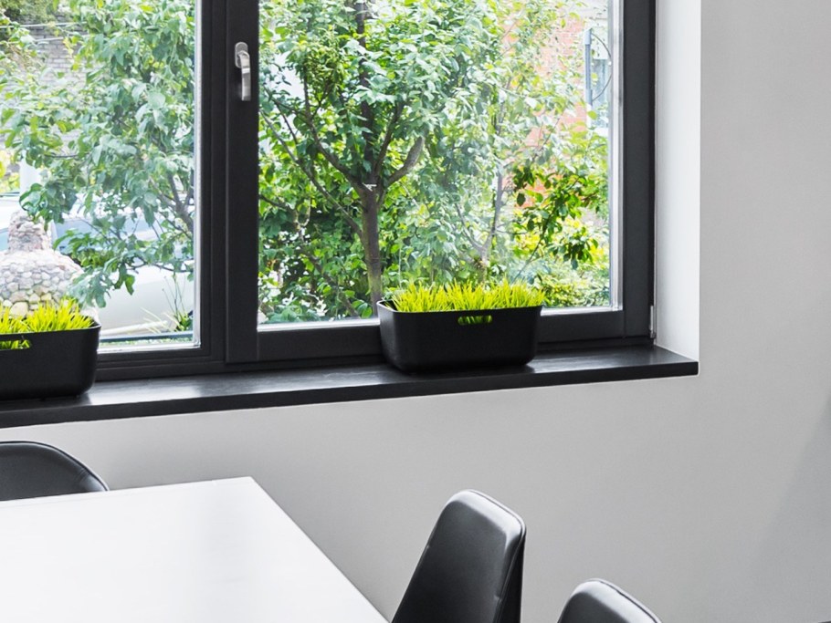 Подоконник Меллер откосы