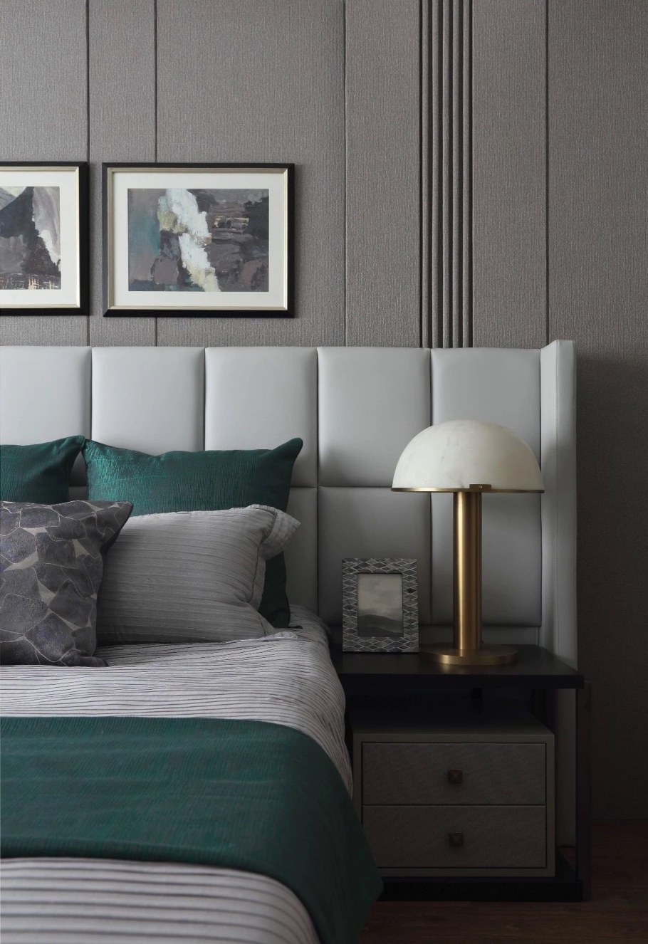 Спальня в сером цвете