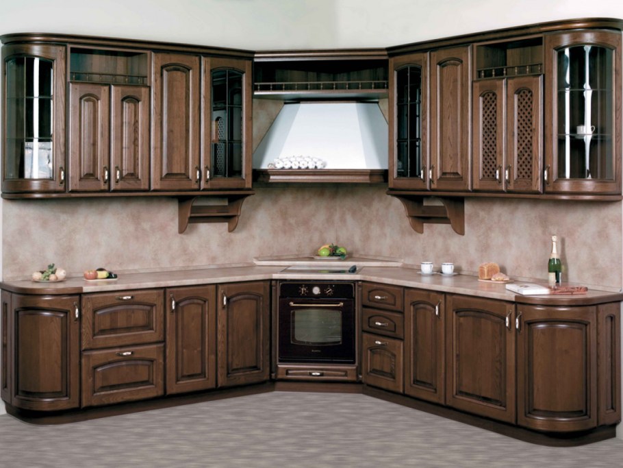 Кухня из массива дерева