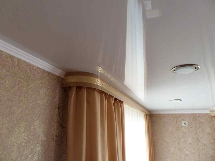 Карнизы для натыжныхпотолков