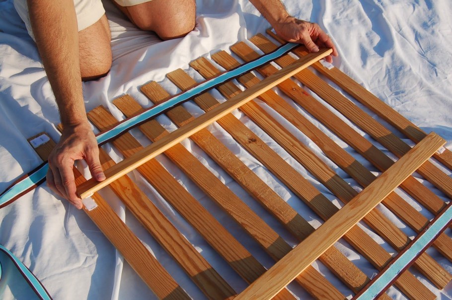 Изделия из деревянных реечек