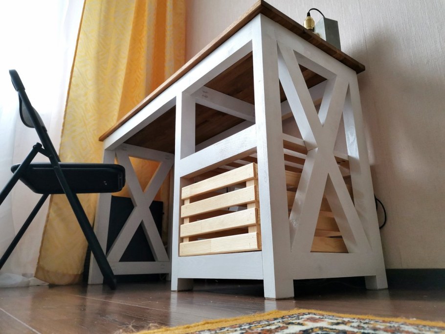 Столик из реек