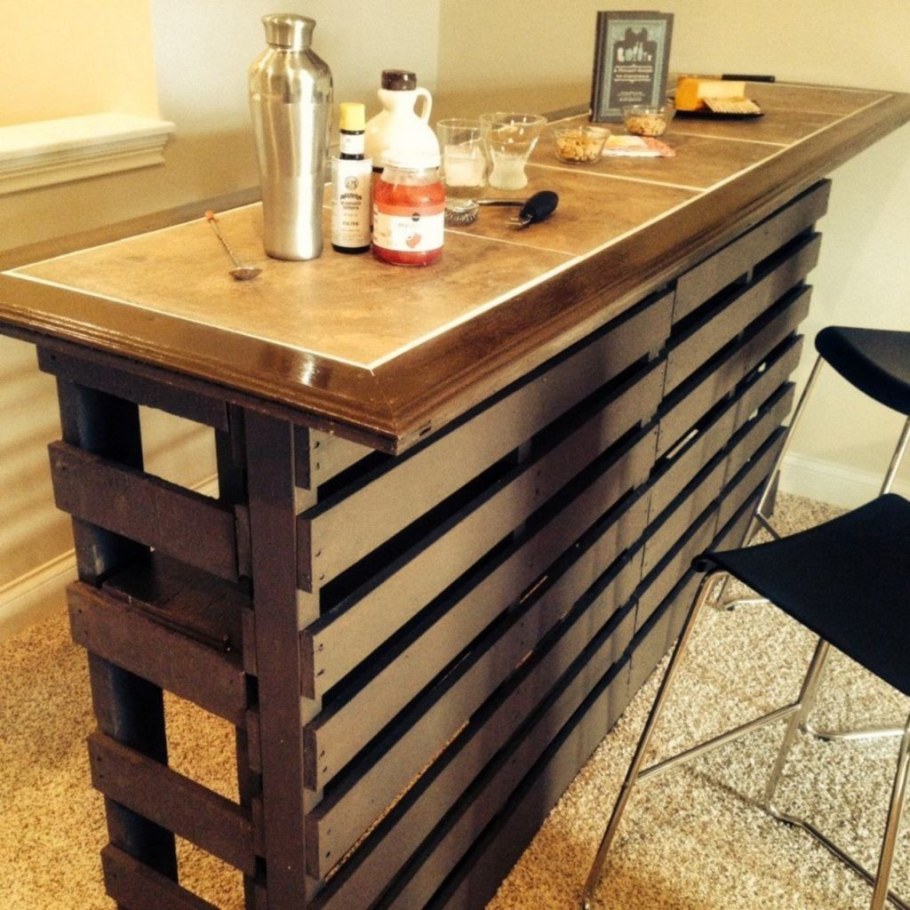 Барная стойка Pallet Bar