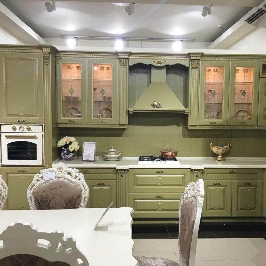 Кухня Прованс фисташковая в интерьере