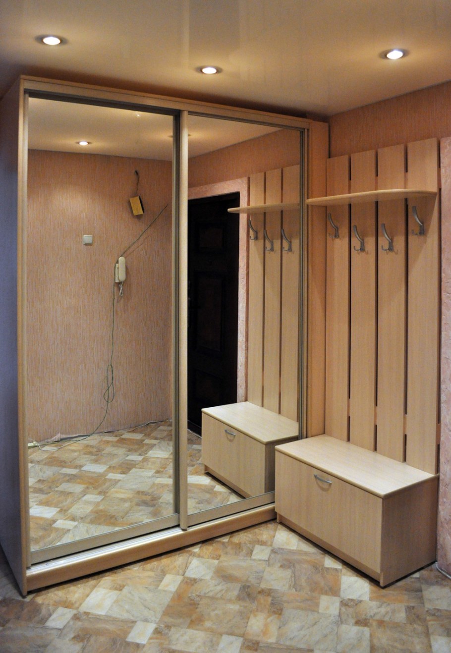 Шкаф купе в коридор