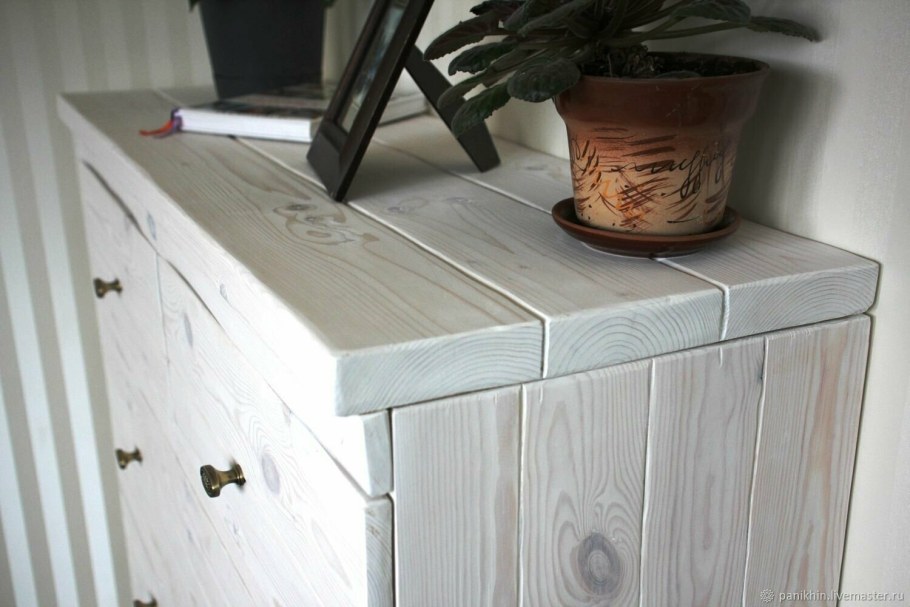 Белая морилка по дереву