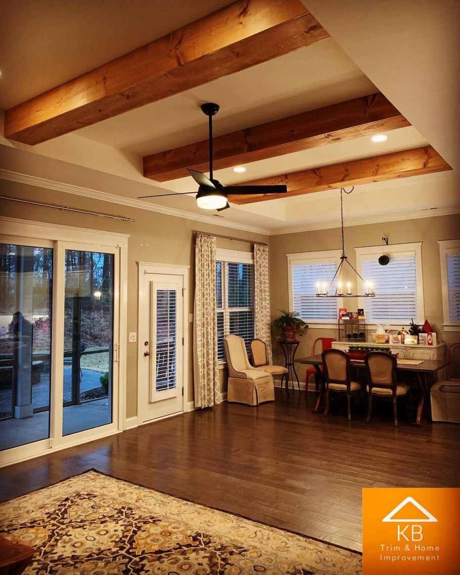 Деревянный потолок