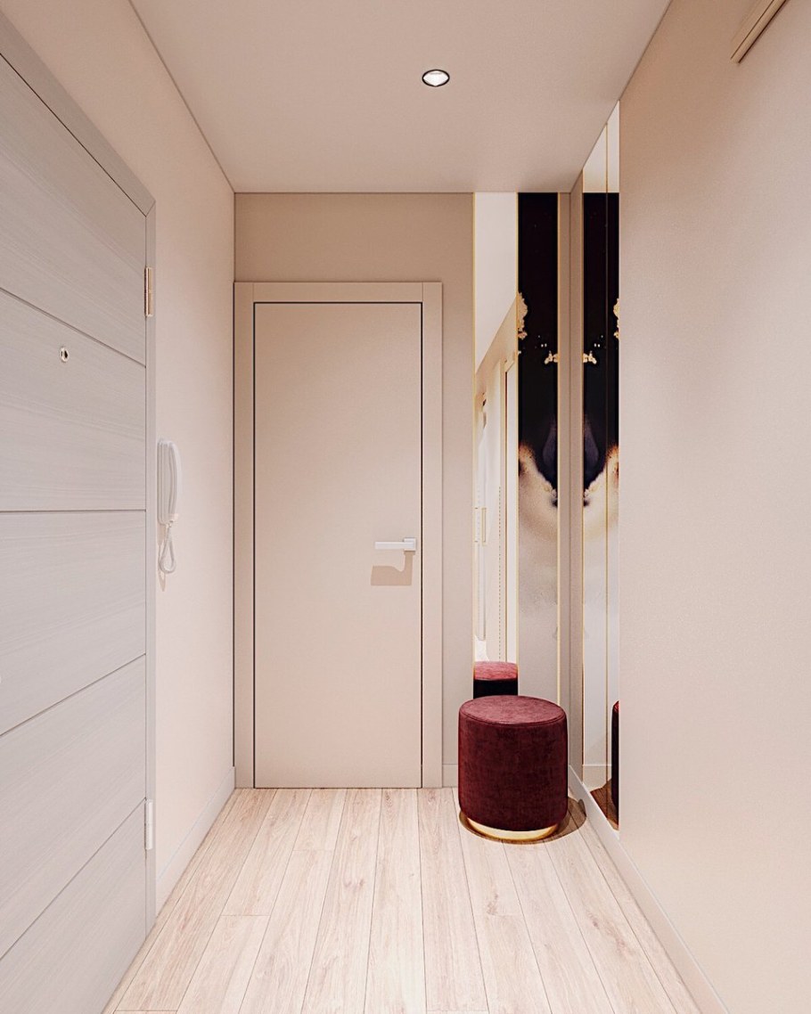 Отделка маленькой прихожей