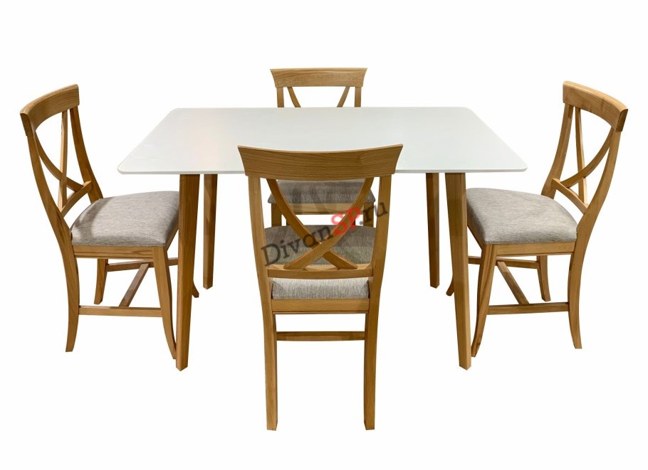 Столы и стулья