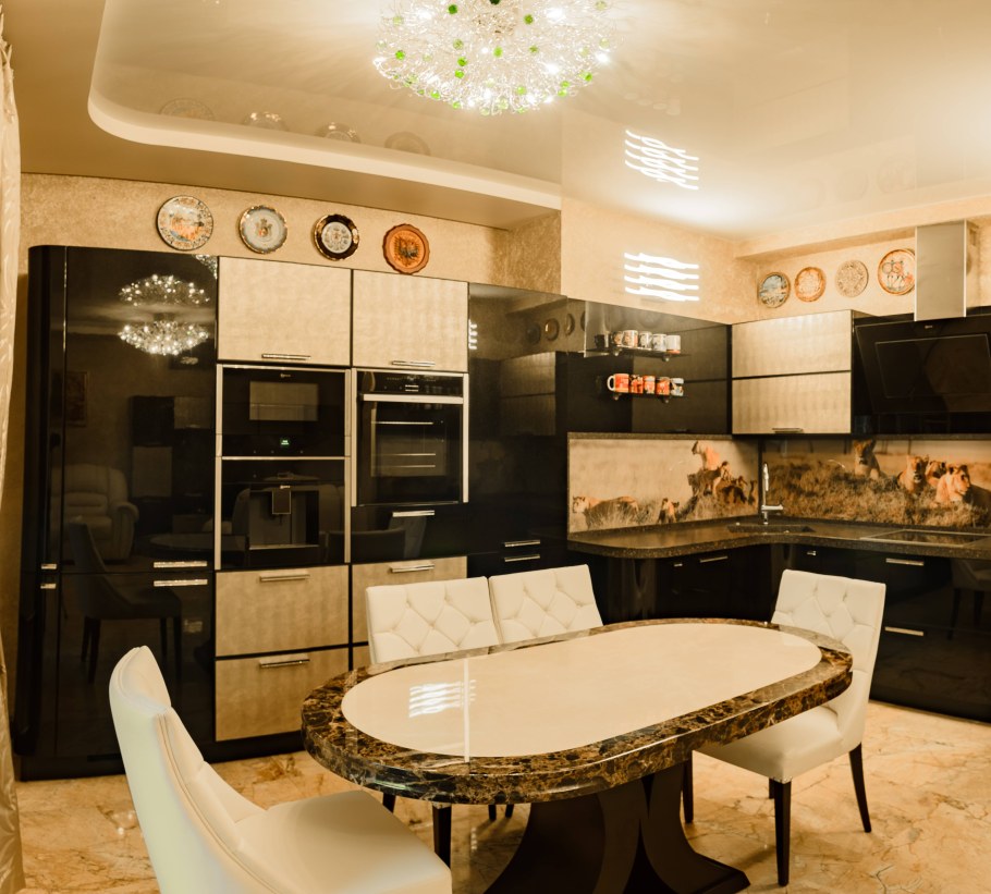 Жидкие обои на кухне дизайн