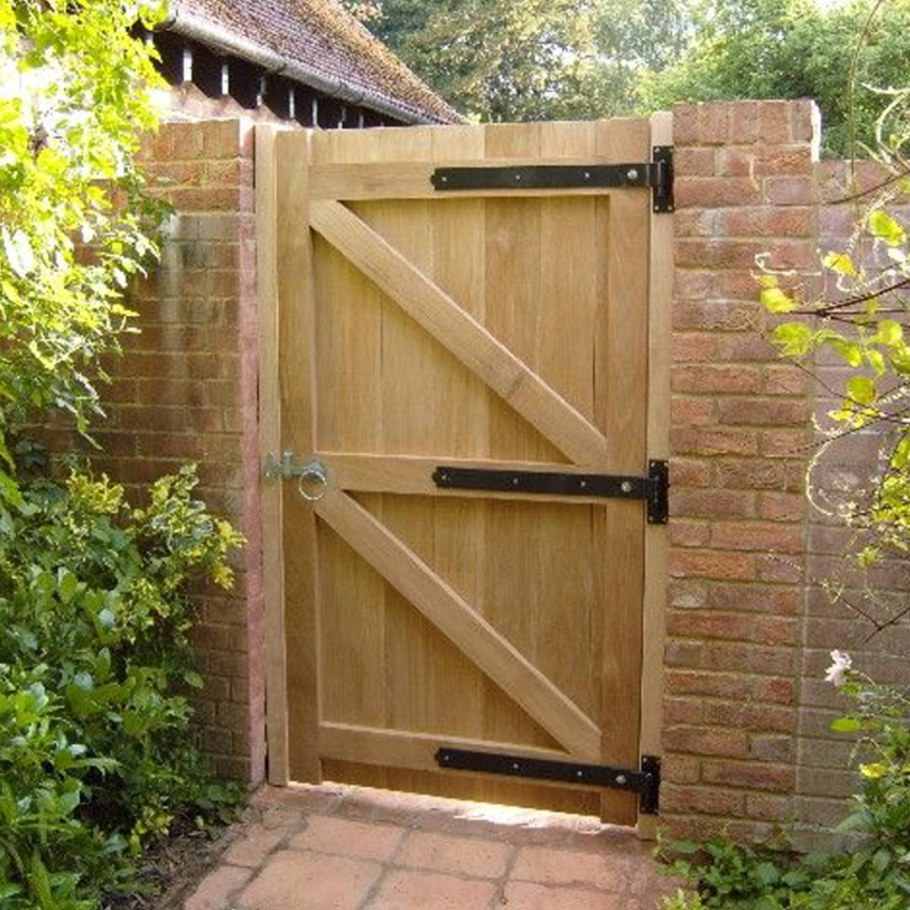 Калитка из дерева