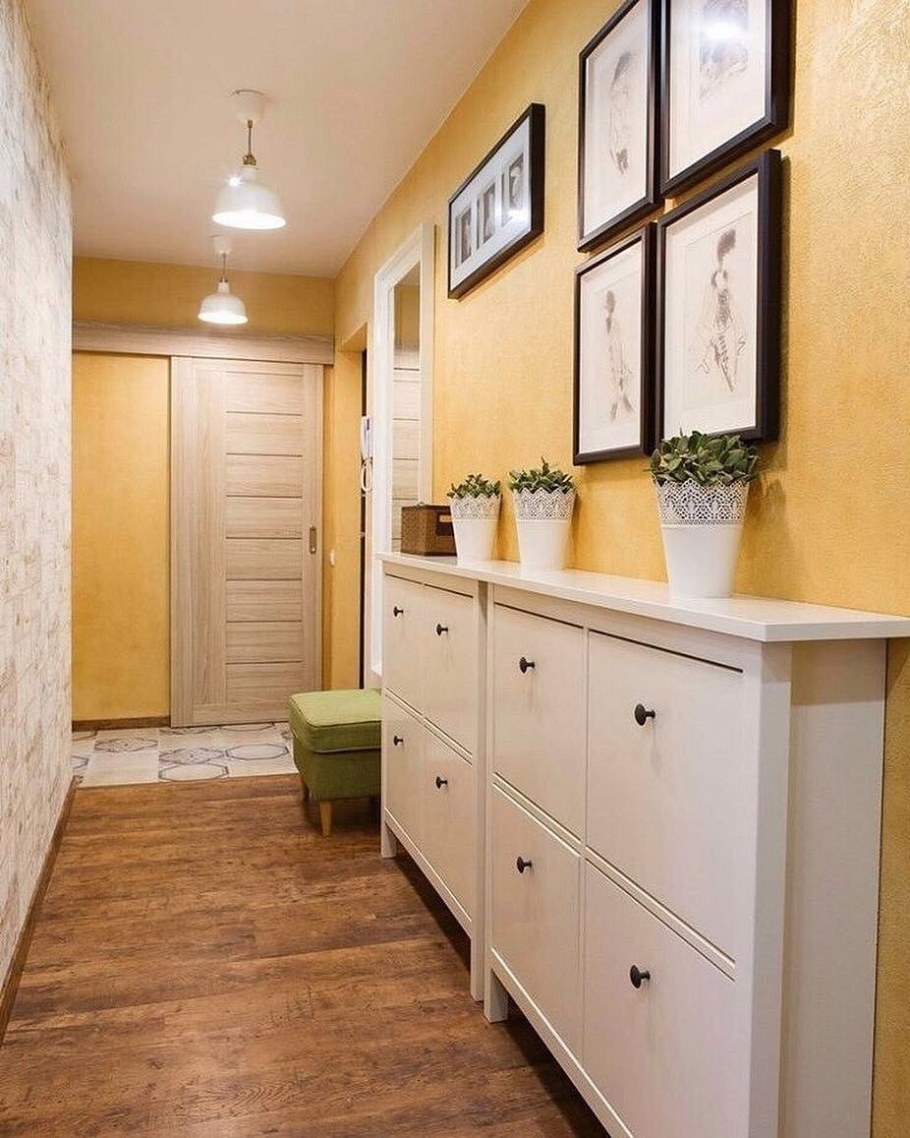 Длинная прихожая